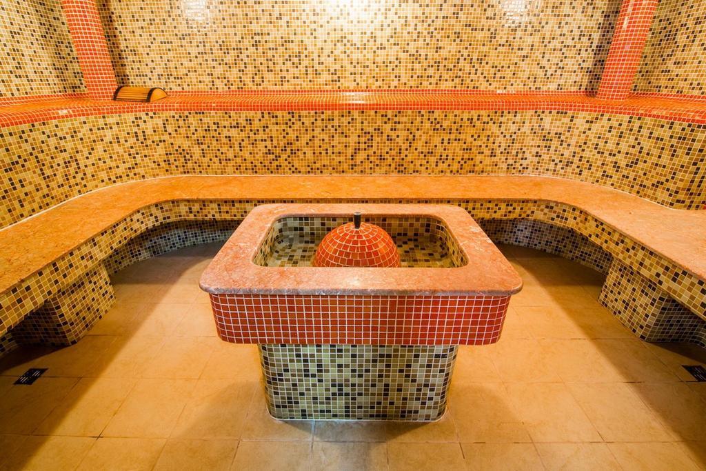 Georg Palace Hotel Csernyivci Kültér fotó