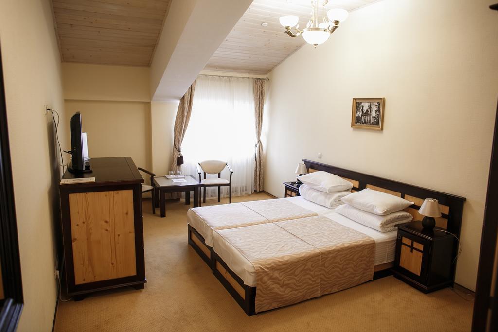 Georg Palace Hotel Csernyivci Kültér fotó